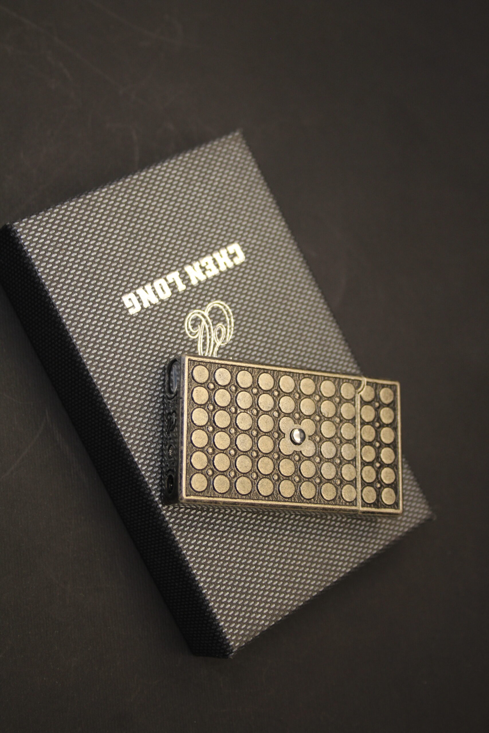 CHEN LONG – Luxury Jet Flame Lighter (Metal Dotted Design) - Image 3